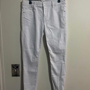 white skinny jeans